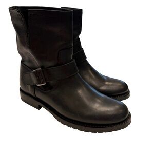 Frye Women's Natalie Engineer Short, Black Leather Boots, Ankle Strap Sz 7B NEW